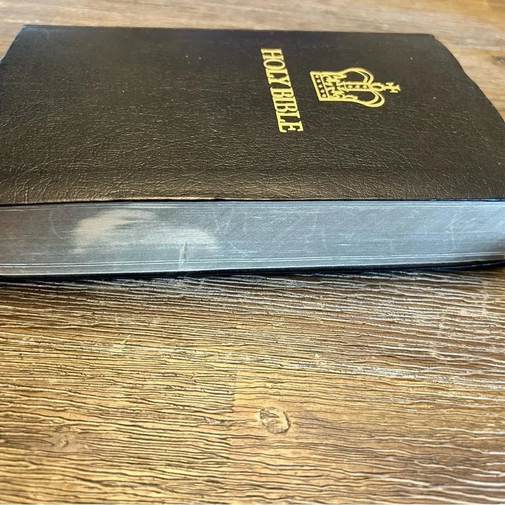 HOLY BIBLE King James KJV Tyndale Black Red Letter Concordance 1984